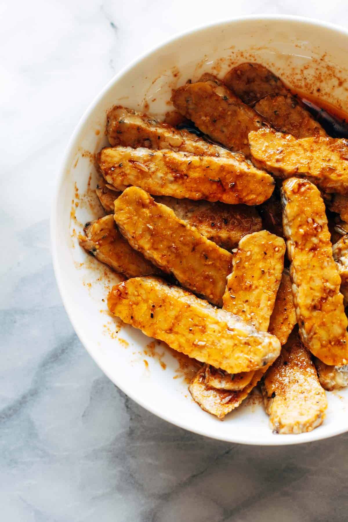 Tempeh in marinade.