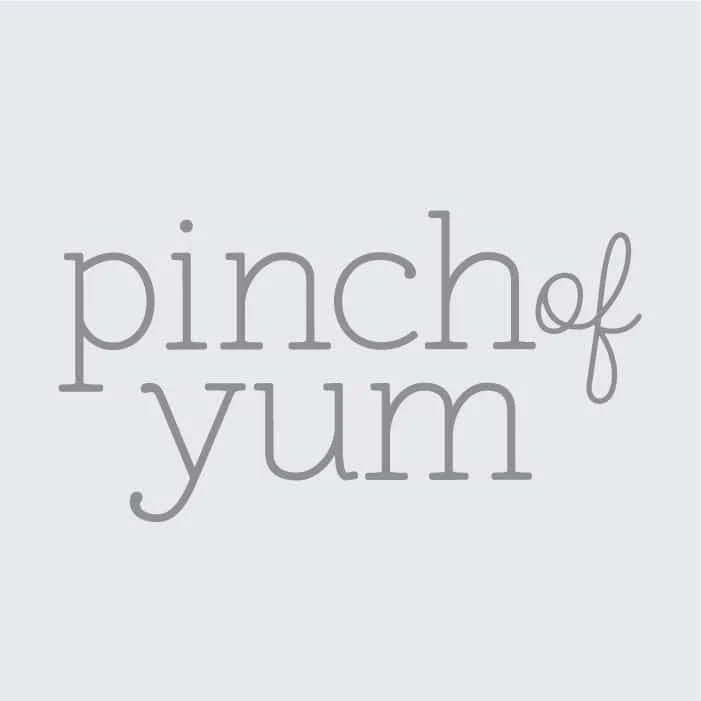 Pinch of Yum Logo